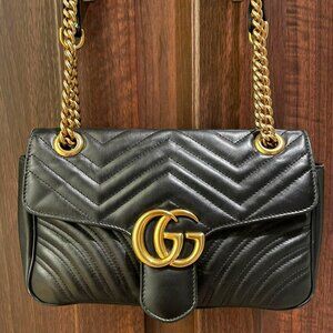 ** Calfskin Matelasse GG Marmont Shoulder Bag Black GUCCI !